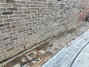 Мы приступили к утеплению и отделке цоколя частного дома декоративной штукатуркой мраморная крошка