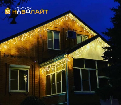 Украсим фасад вашего дома в лучших новогодних традициях
