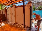 Приступили к установке усиливающих уголков