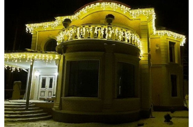 Освещение частных домов новогодней иллюминацией – Ростов-на-Дону