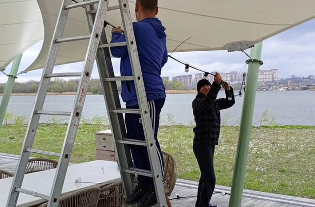 Монтаж гирлянд Белт-лайт